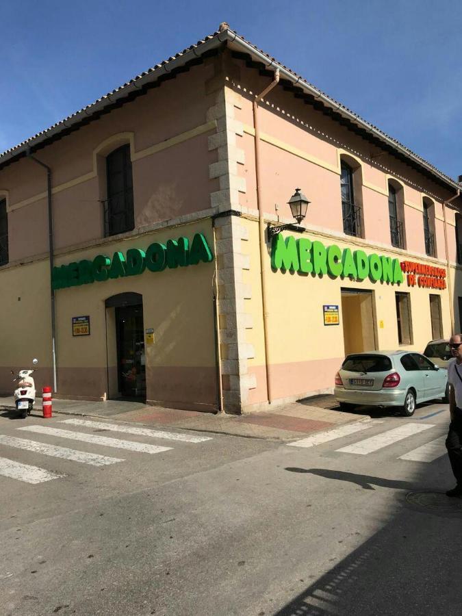 Estudios Ramón Llull Dénia Exterior foto